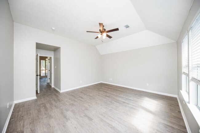 Building Photo - 14011 Cypress Falls Dr