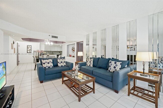 Building Photo - 9341 Collins Ave
