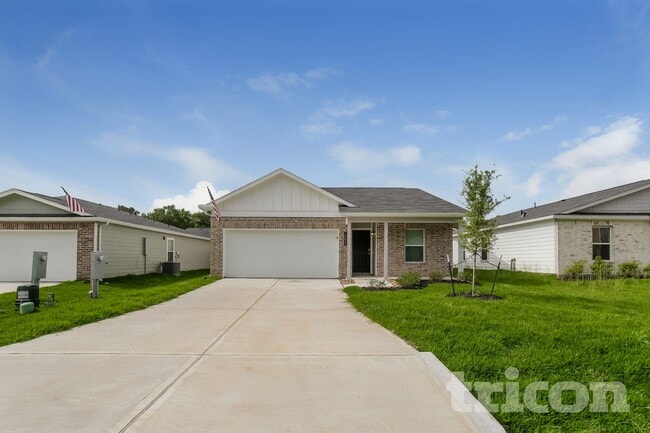 Building Photo - 15672 Del Norte Dr