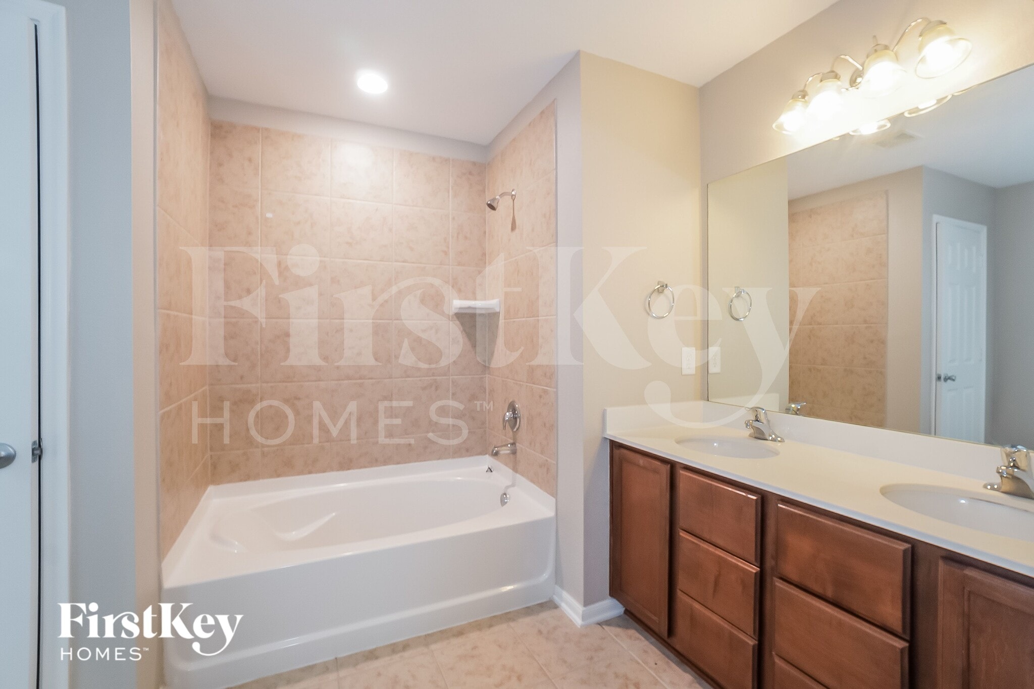 Building Photo - 14315 Cedar Pine Ct