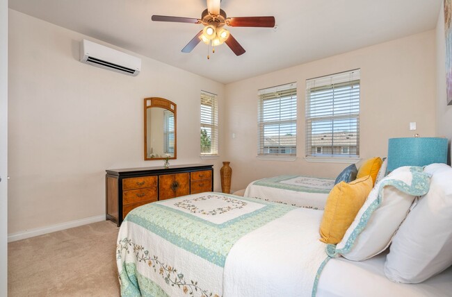 Building Photo - Beautiful Fully Furnished, 3 Bed/2 Bath Kai Ani Village Townhome