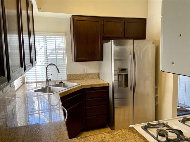 Building Photo - 13581 Tiverton Rd