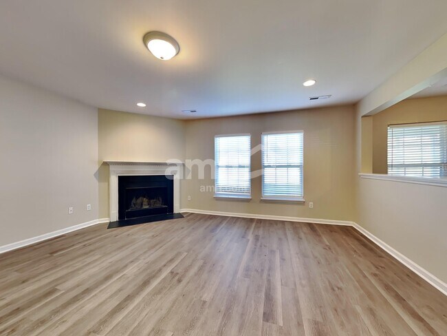 Building Photo - 5034 Ballantine Dr