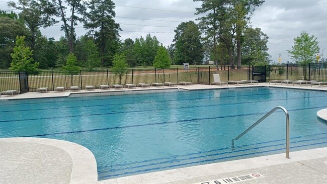 Building Photo - 2485 Bull Trout Dr