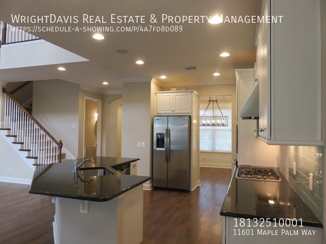 Building Photo - 11601 Maple Palm Way