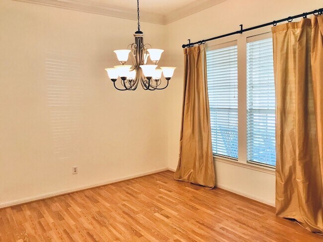 Building Photo - 9311 Cantata Ct