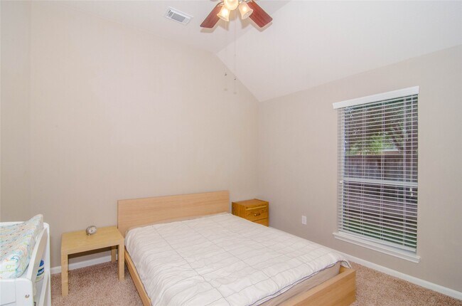 Building Photo - 26610 Heatherbriar Ln