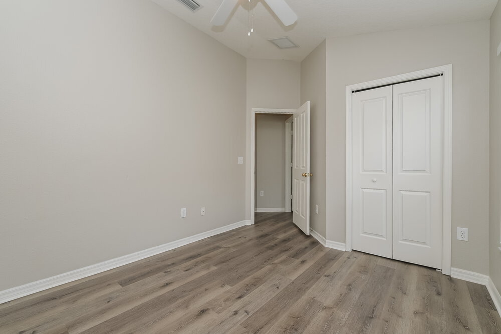 Building Photo - 8350 Crescent Moon Dr