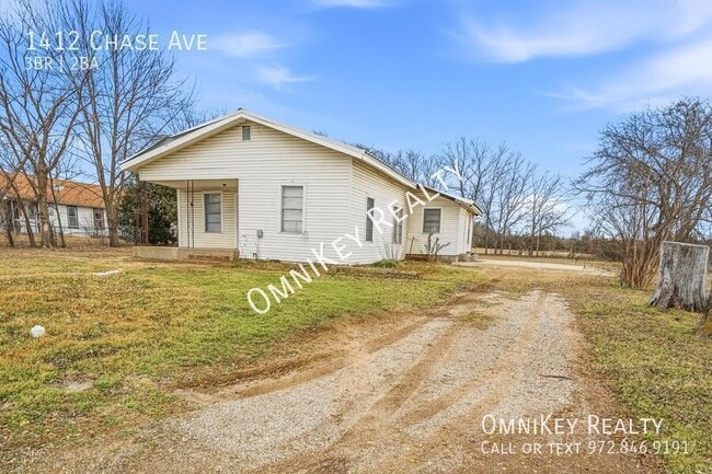 Building Photo - 1412 Chase Ave