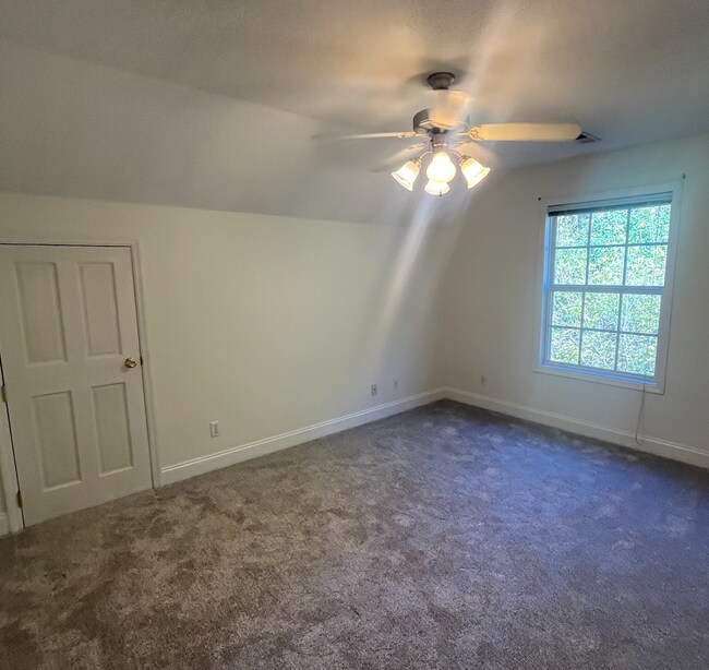 Building Photo - 108 Bentwood Cir