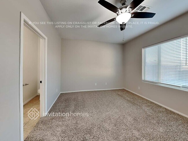 Building Photo - 10908 E Boston St