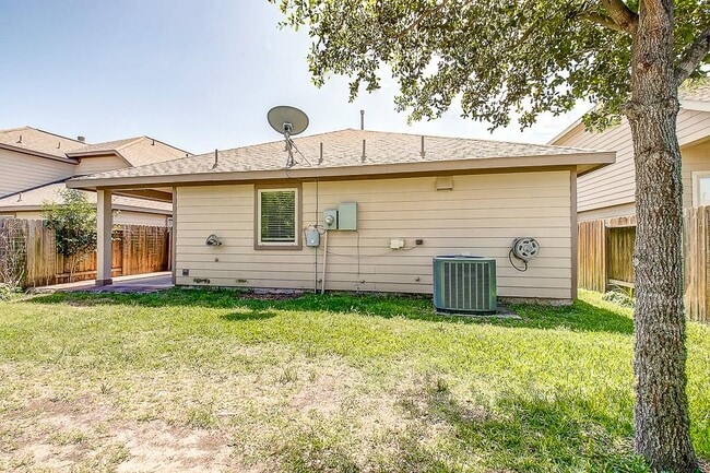 Building Photo - 27014 Henson Falls Dr