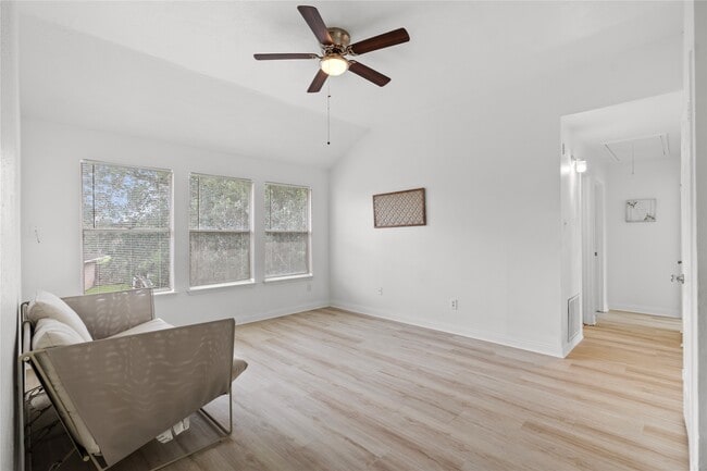 Building Photo - 3122 Lazy Brook Dr