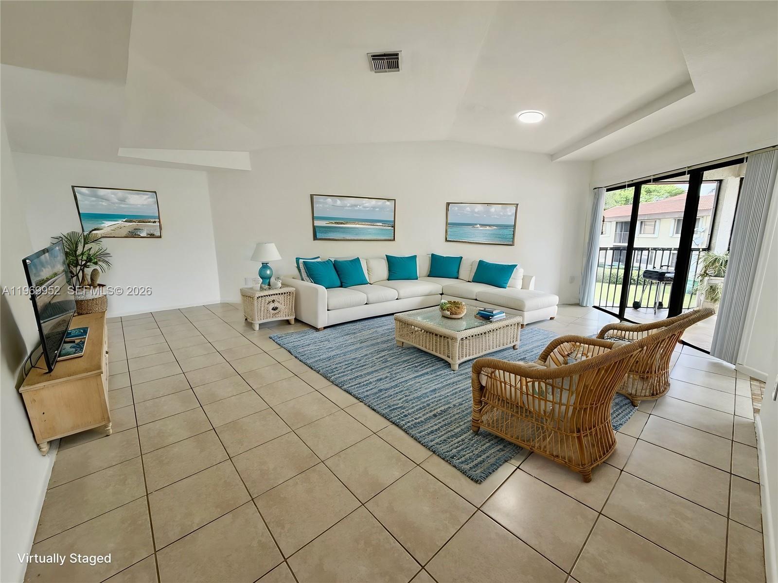Building Photo - 9658 SW 138th Ave