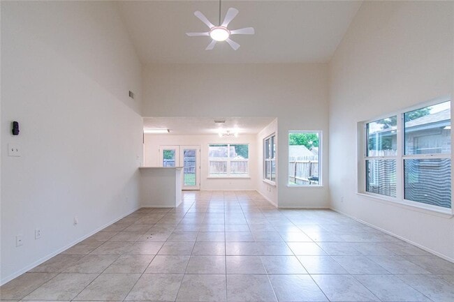 Building Photo - 12710 Autumn Mill Dr