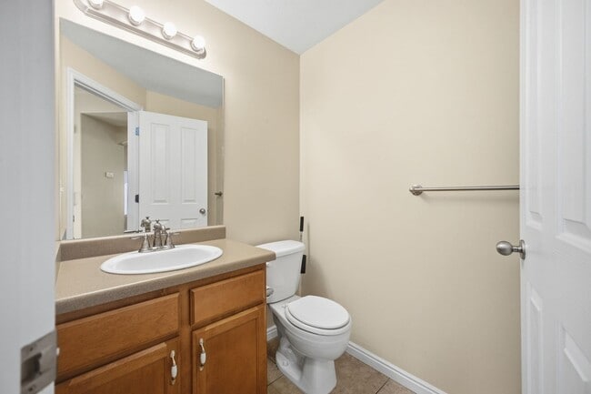 Building Photo - 1427 E 6175 S