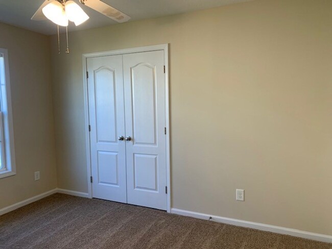 Building Photo - Acorn Ridge Home (RC)