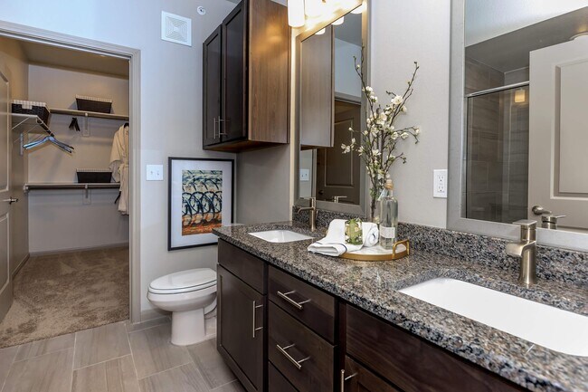 Building Photo - Your Dream Home – 6 Weeks Free!