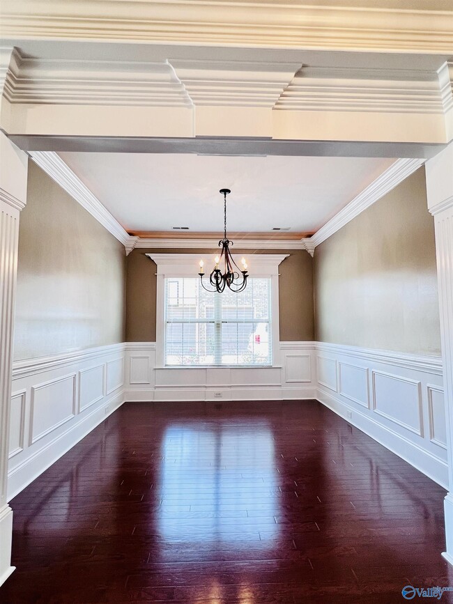 Building Photo - 104 Woodvale Dr