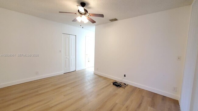 Building Photo - 3858 Coral Tree Cir