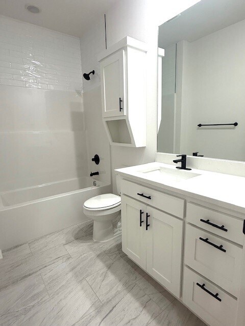 Building Photo - 7773 Via Roma Ave