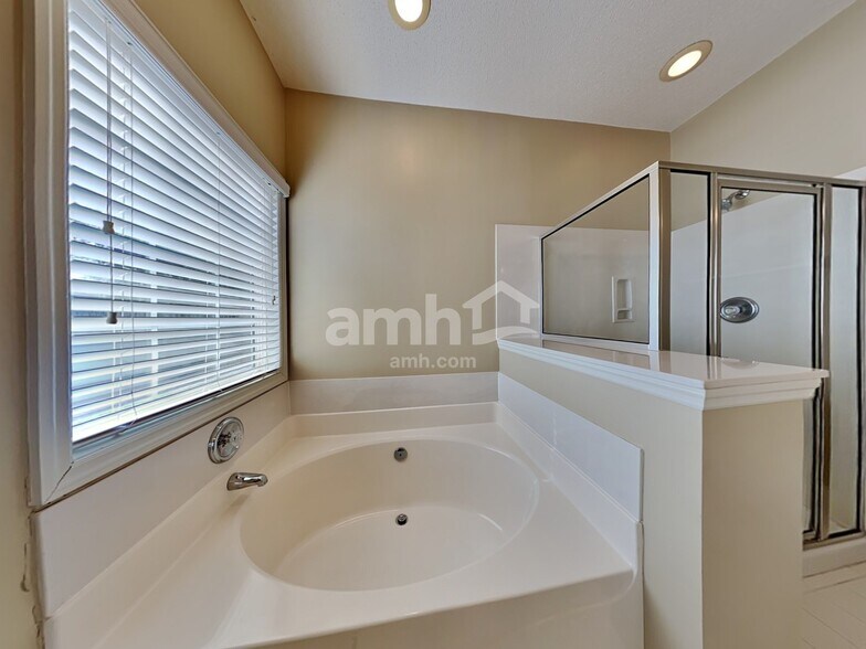 Building Photo - 5516 Copper Ter