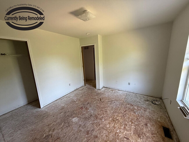 Building Photo - 1701 Hanover Blvd