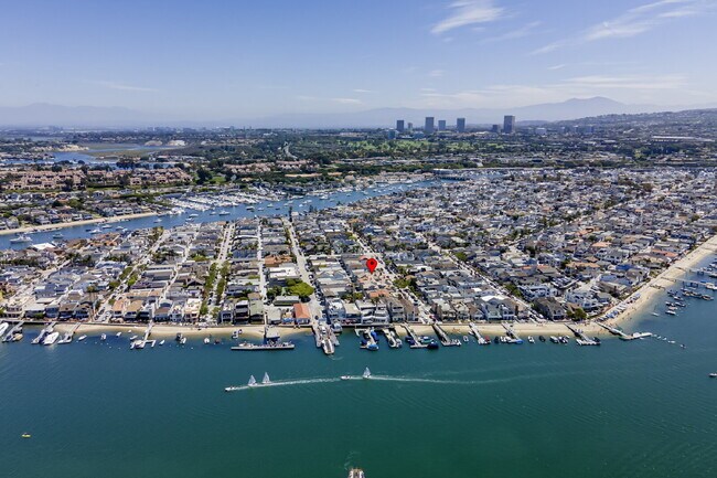 Building Photo - 119 Opal Ave