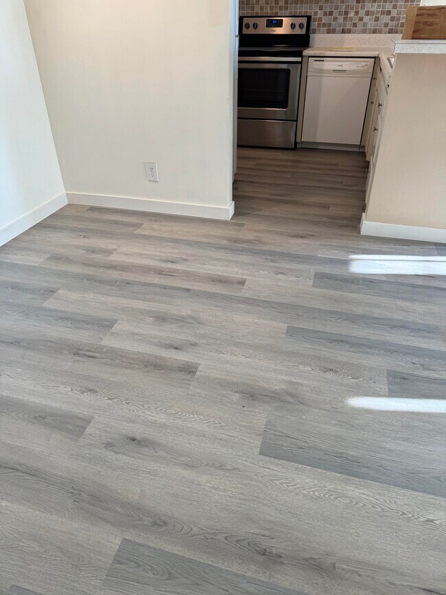 dining room leading to kitchen - 1187 E 3rd St