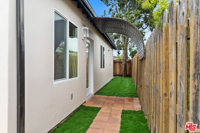 Building Photo - 4493 138th St