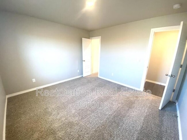 Building Photo - 2740 Alice Wy