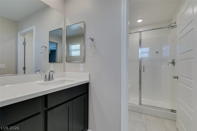 Building Photo - 6184 Rathbone St