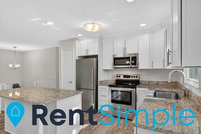 Building Photo - 12035 Stuart Ridge Dr