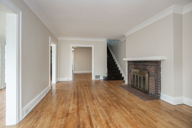 Building Photo - 3300 Dellwood Rd