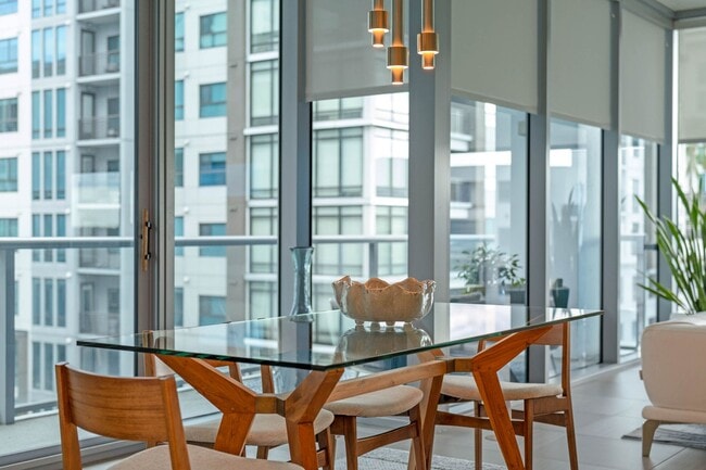 Building Photo - Luxury Corner Unit in Downtown Orlando’s Premier High-Rise Building