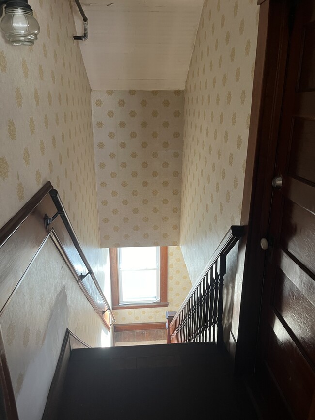 Building Photo - 3 City Ave