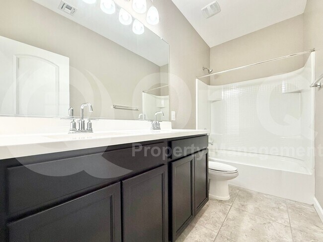 Building Photo - 30932 W Verde Ln