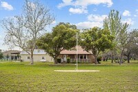 Building Photo - 3303 Massee Rd