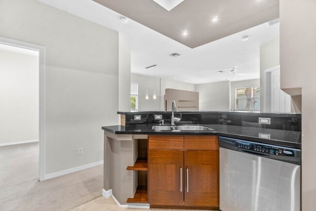 Building Photo - 3116 Grandiflora Dr