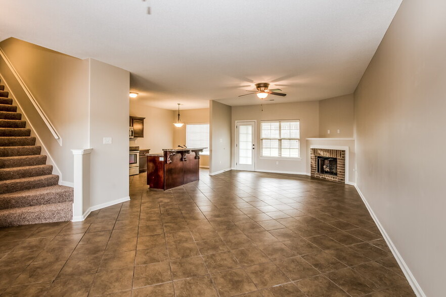 Building Photo - 4315 Markston Dr