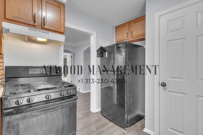 Building Photo - 9969 Pierson St