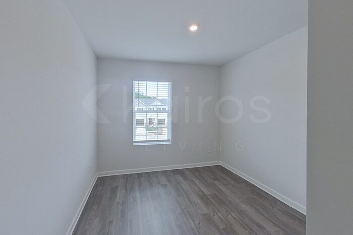 Building Photo - 366 Ironwood Ct