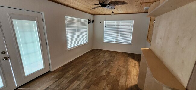 Bonus Room/3rd Bedroom? - 8510 Burgandy Ln