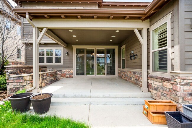 Building Photo - Luxury 4BD, 4BA Backcountry Home with Fenc...