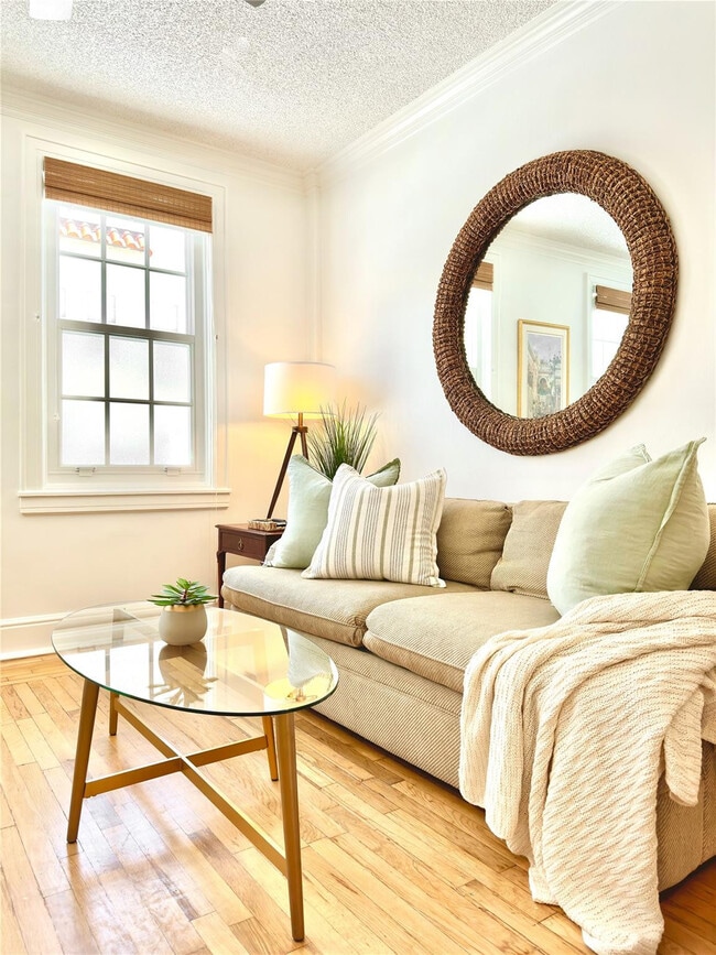 Building Photo - 235 Sunrise Ave