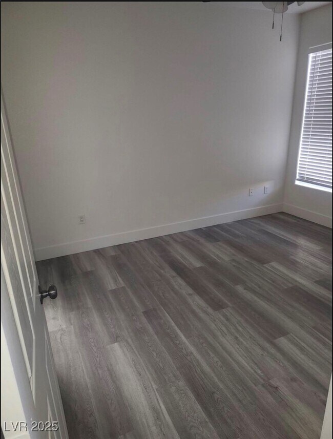 Building Photo - 7123 S Durango Dr