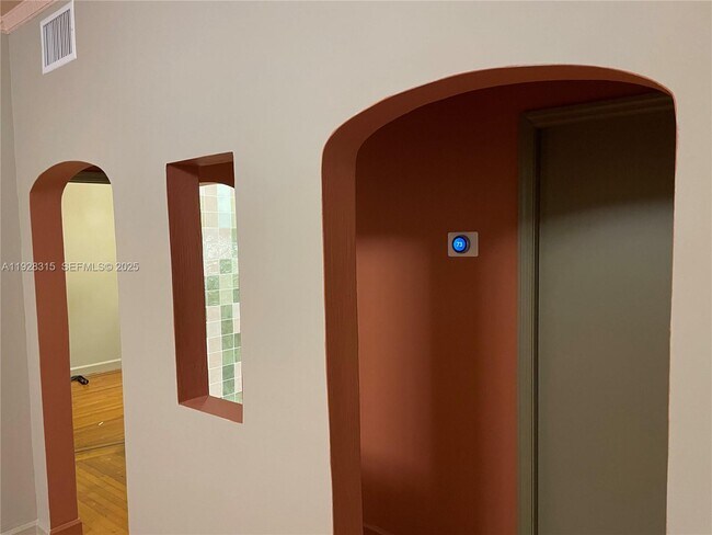 Building Photo - 1571 Pennsylvania Ave