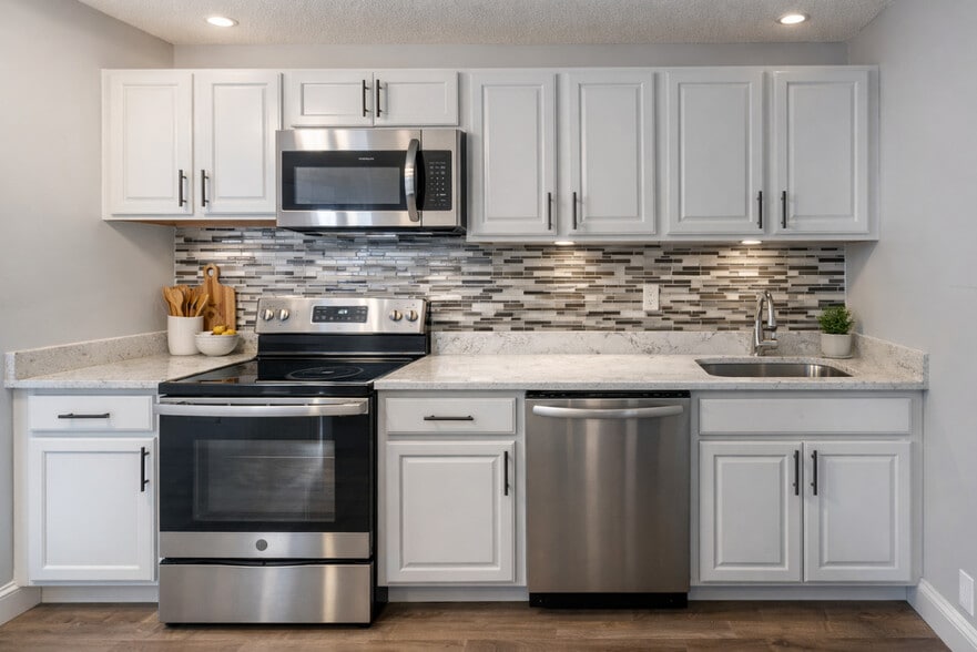 2 BR, 1 BA: Kitchen - Riverview Tower Apartments