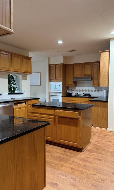 Building Photo - 6714 Portuguese Bend Dr