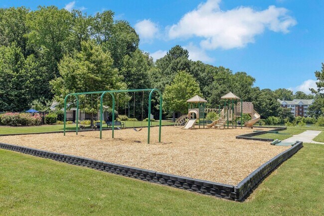 Building Photo - Stunning 3BR/3.5BA Townhome | 2,300+ Sq Ft...